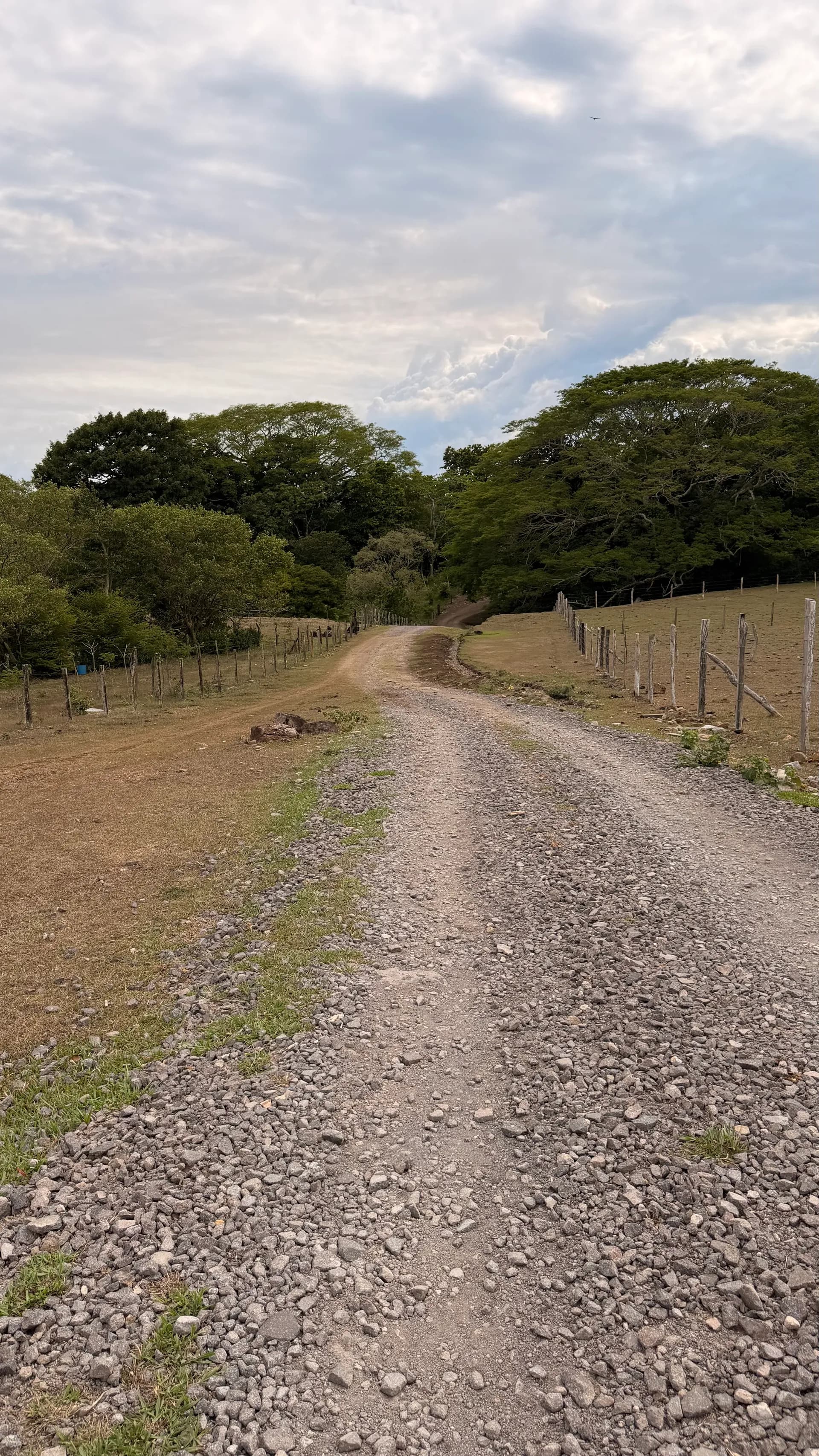 Finca con acceso a quebrada